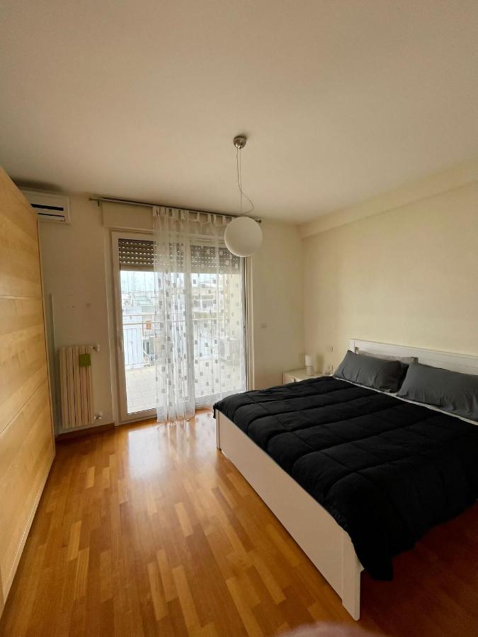 Terrace Apartment Бари Экстерьер фото